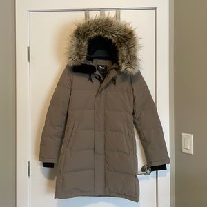 Aritzia Tna St. Anton Parka in Taupe